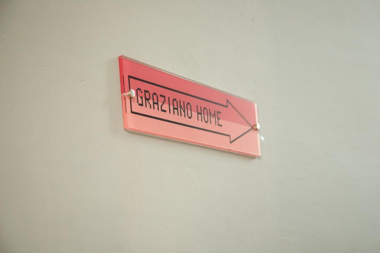 Graziano Home Station Наполи Екстериор снимка